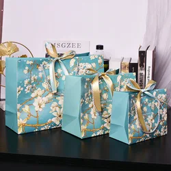 10Pcs/Lot High Quality Paper Gift Packaging Bags Thicken Party Favor Bags 3 Sizes Clothes Store Shopping Bags