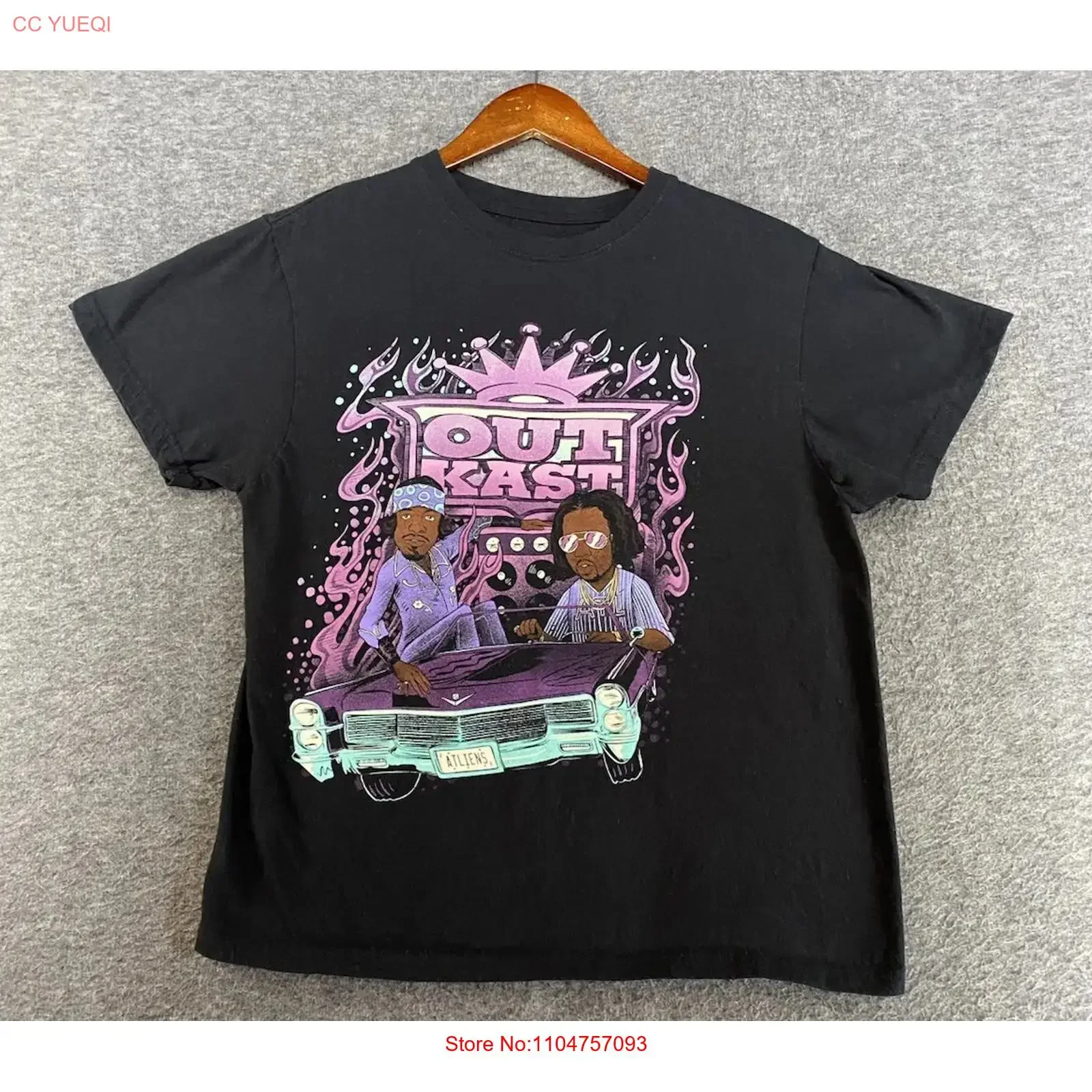 OutcasT T Shirt Men's Medium Black Music Hip Hop  2022 vintage Washed Top For Everyday Wear Slightly Unisex Stretched