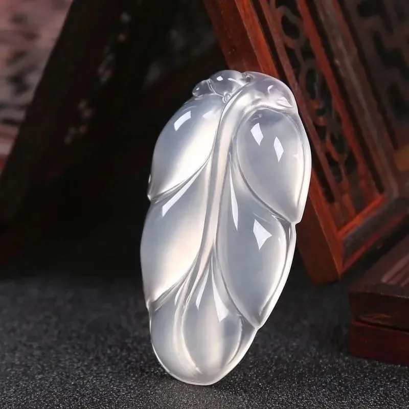 

Подвеска в виде листьев халцедона из натурального агата, белого льда, популярная мужская и женская подвеска