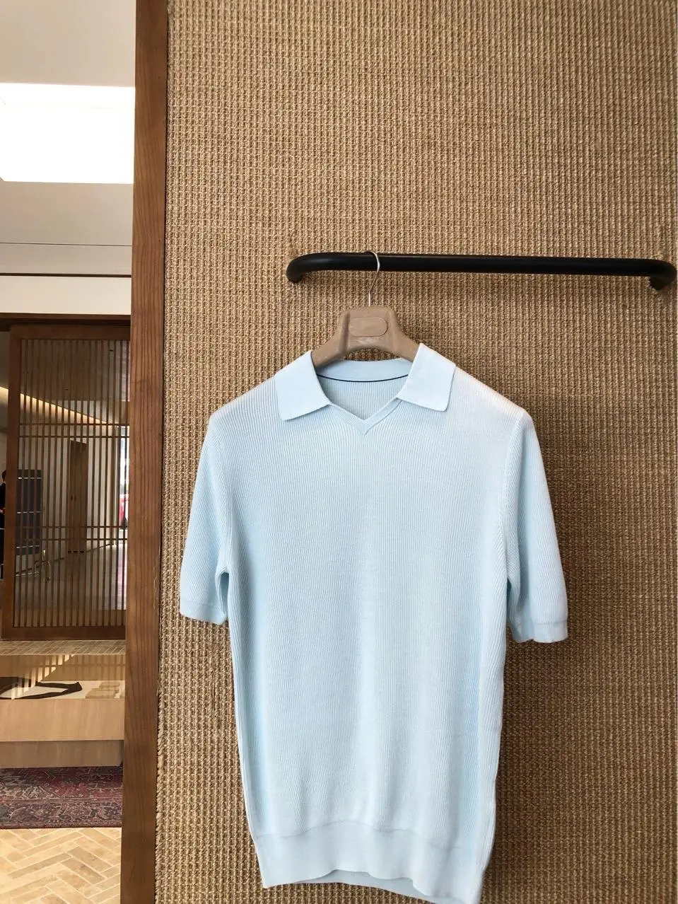 

Loro Luxury Ice Blue Knitted irt Simple Collar ort Sve Texture Feeling T-irt for Men Summer Lightweight Casual ...