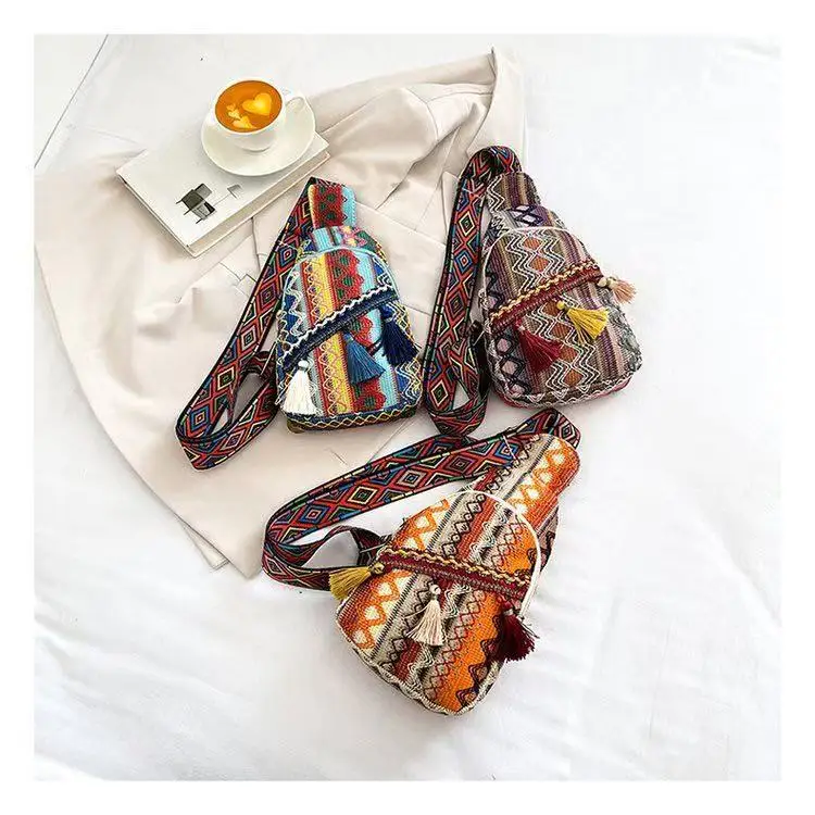 bolsa-de-peito-fena-com-ziper-em-estilo-Etnico-simples-e-faionavel-nova-bolsa-de-cras-para-2024-com-cartimento-p