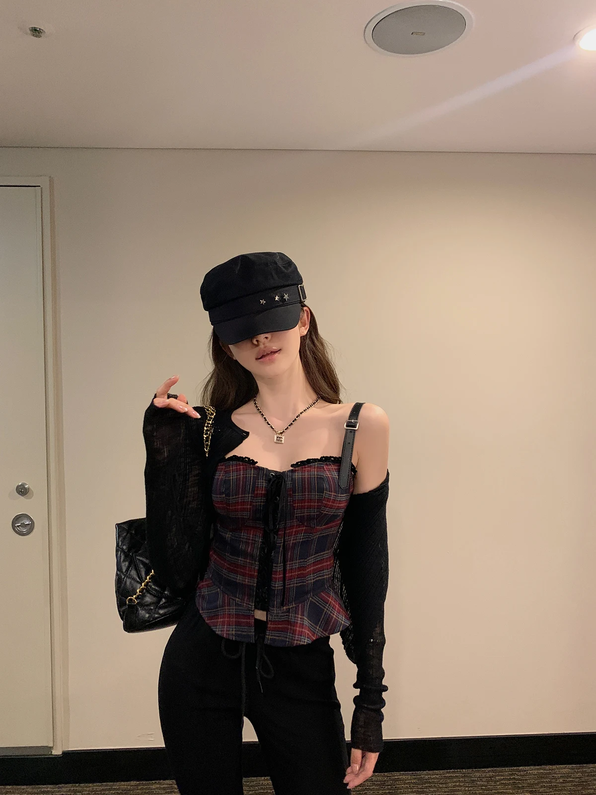 

Женский топ-майка Chen Jin Designed Cheered Strap Vest Ele Agel для ранней осени, модный, с эффектом утяжки, маленький размер