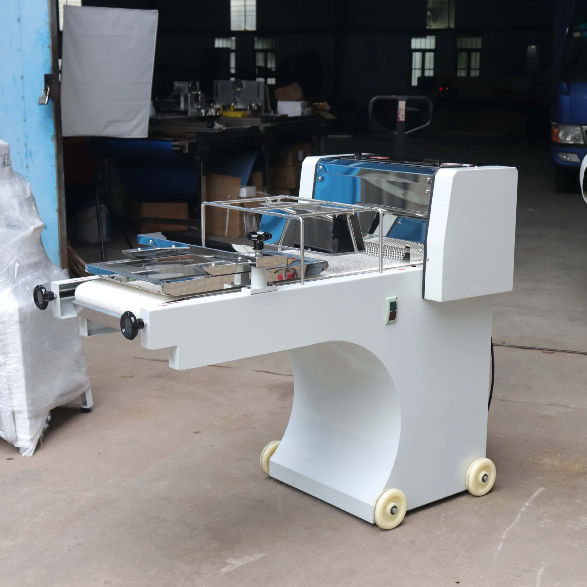 Commercial Toast Shaping Machine Bread baguette forming machine