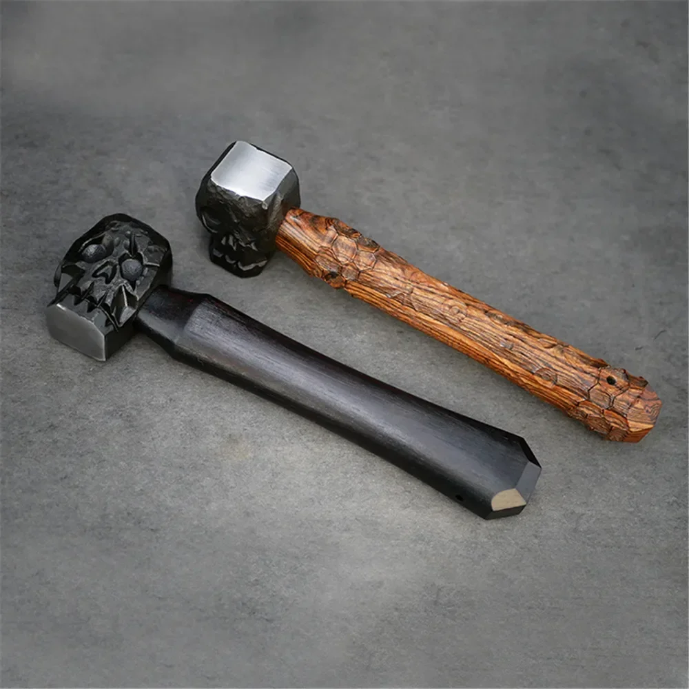 

Luxury Mountain Soul Skull Hand Carved Hammer Outdoor Camping Collectible EDC Decoration Gift