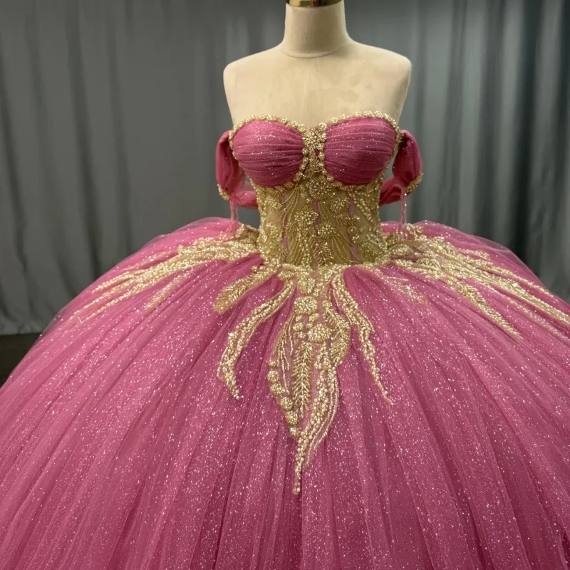 

Pink Quinceanera Dress off-shoulder Lace golden glitter decal Long tail vestidos de 15 Quinceanera ﻿Customize