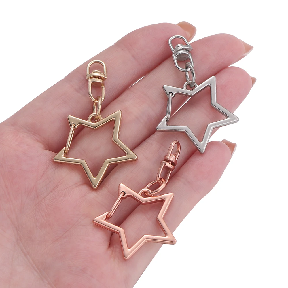 Рисунок 6 - полые брелки со звездой и пентаграммой