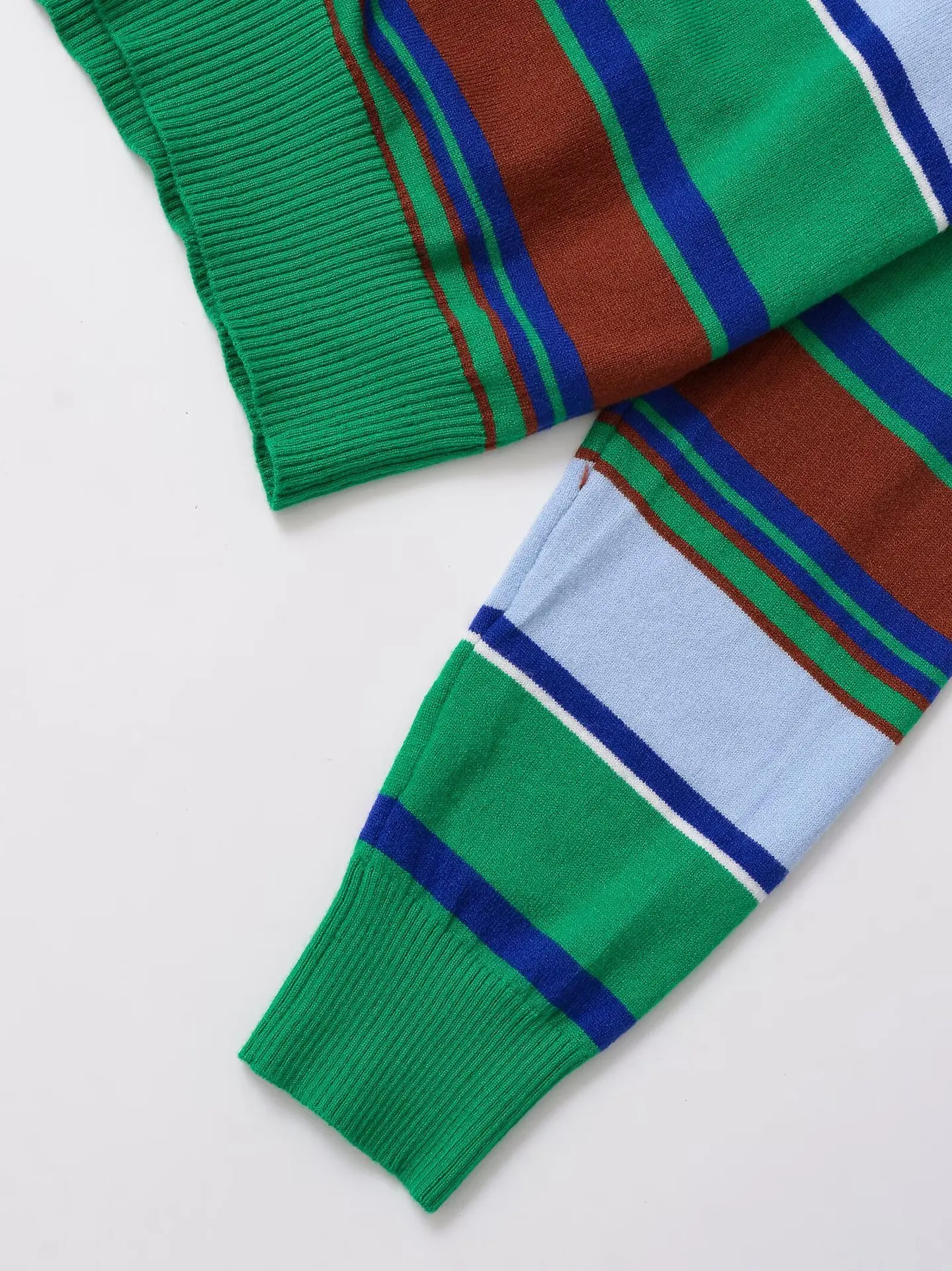 Otoño nuevo estilo Retro suéter de punto de rayas horizontales cárdigan de mujer cuello vuelto suéter de manga larga Top