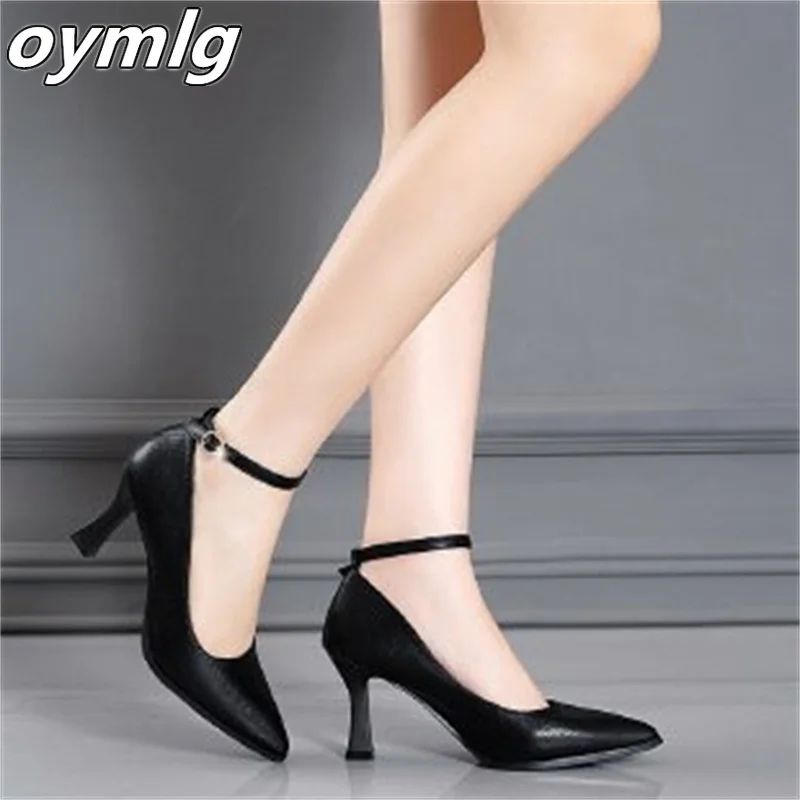 Soft-soled thick-heeled shoes women\'s 2022 summer pointed toe high-heeled buckle single shoes black interview work shoes