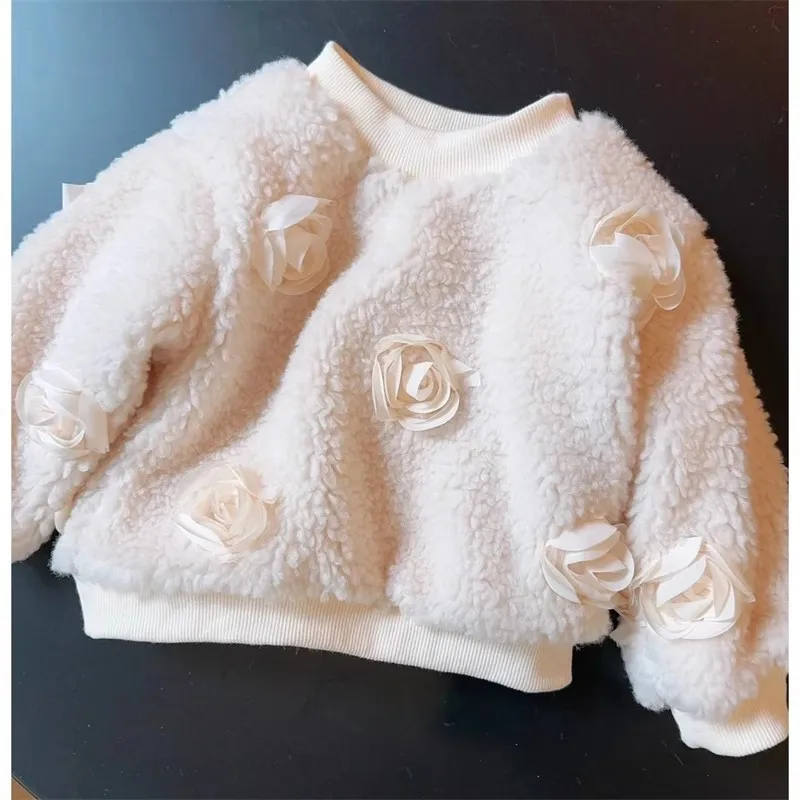 2025 New Korean Children's Clothing Baby Girl Long-sleeved Velvet Top Children's Winter Clothing Girls' Lamb Wool Sweater