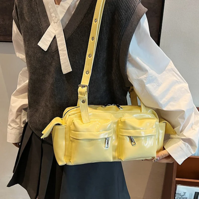 

Shiny Multi-pocket Women Shoulder Bag Korean Niche Celebrity-style Motorcycle Bag Fashionable And Versatile Designer New Handbag