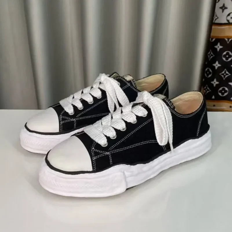

Men's shoes, trendy shoes, black thick soled sports board shoes, Korean version versatile casual low top canvas shoes