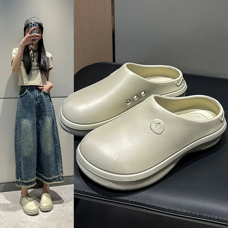 

Comfort Platform Woman's EVA Cloud Clogs 2026 New Non Slip Thick Bottom Slippers Woman's Waterproof Height Increase Chef Shoes