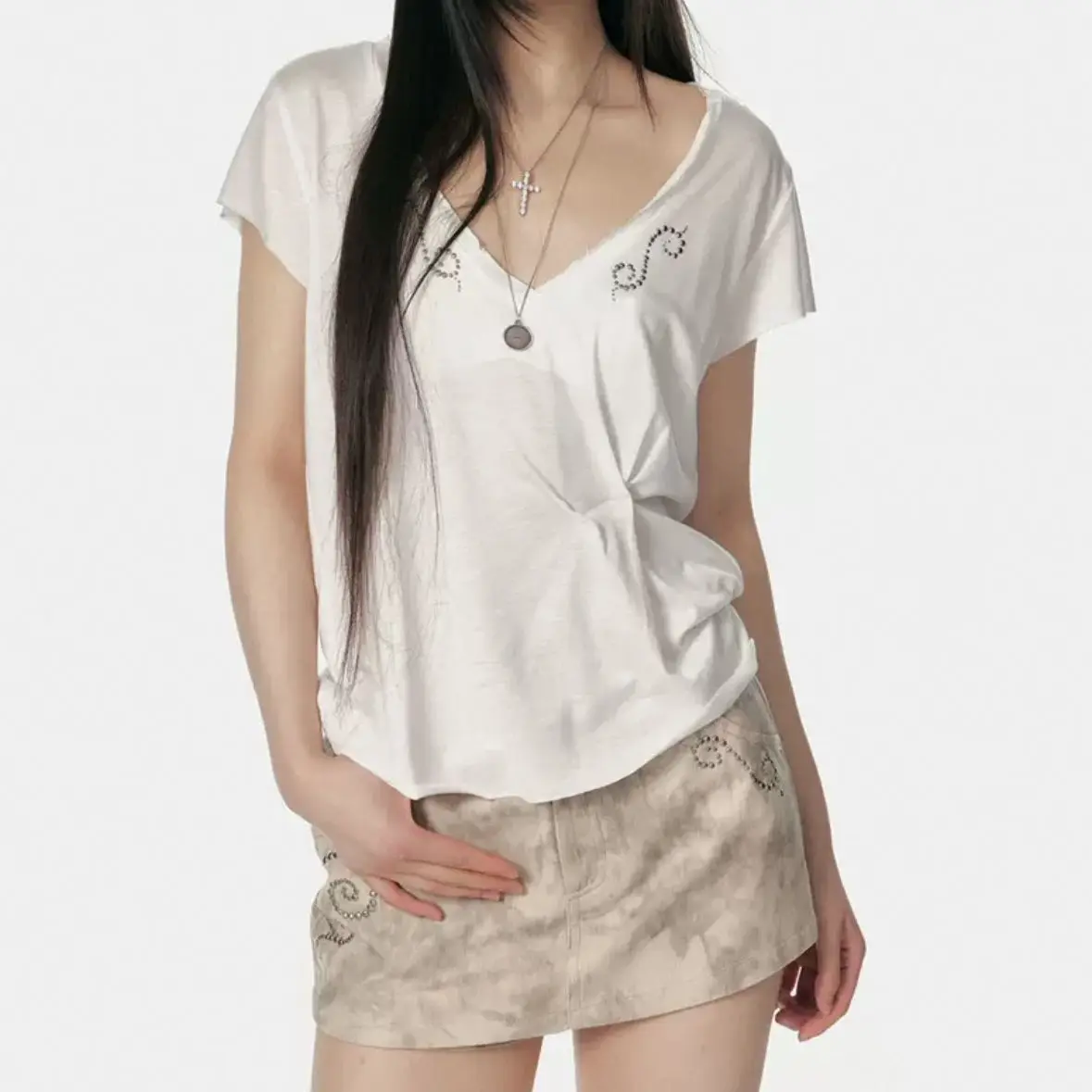 

Vintage Ironing Studs V-neck Short-sleeved Hottie Embroidered T-shirt Slim-fitting Summer Front Shoulder T-shirt Top Women