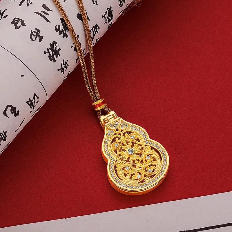 Wei Xue can open the same type of drill calabash with Buddha pendant sand gold network red style rope necklace 9999gold