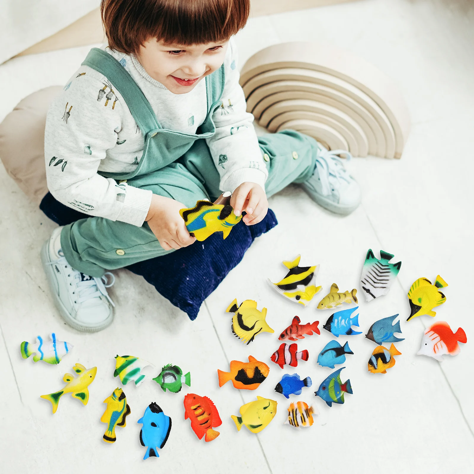 24 pcs Plastic Tropical Bath Tropical Educational Fish For Toddlers Figures Toy Fish Party Cake Toppers