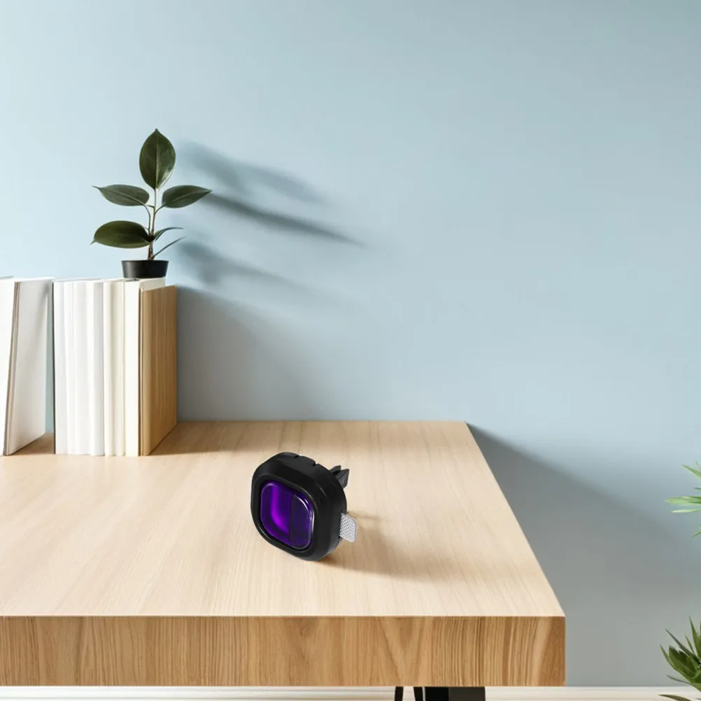 

2Pcs Aromatherapy Car Vent Clip Premium Scent Diffuser for Outlet Enhances Interior Decoration Universal Fit Car