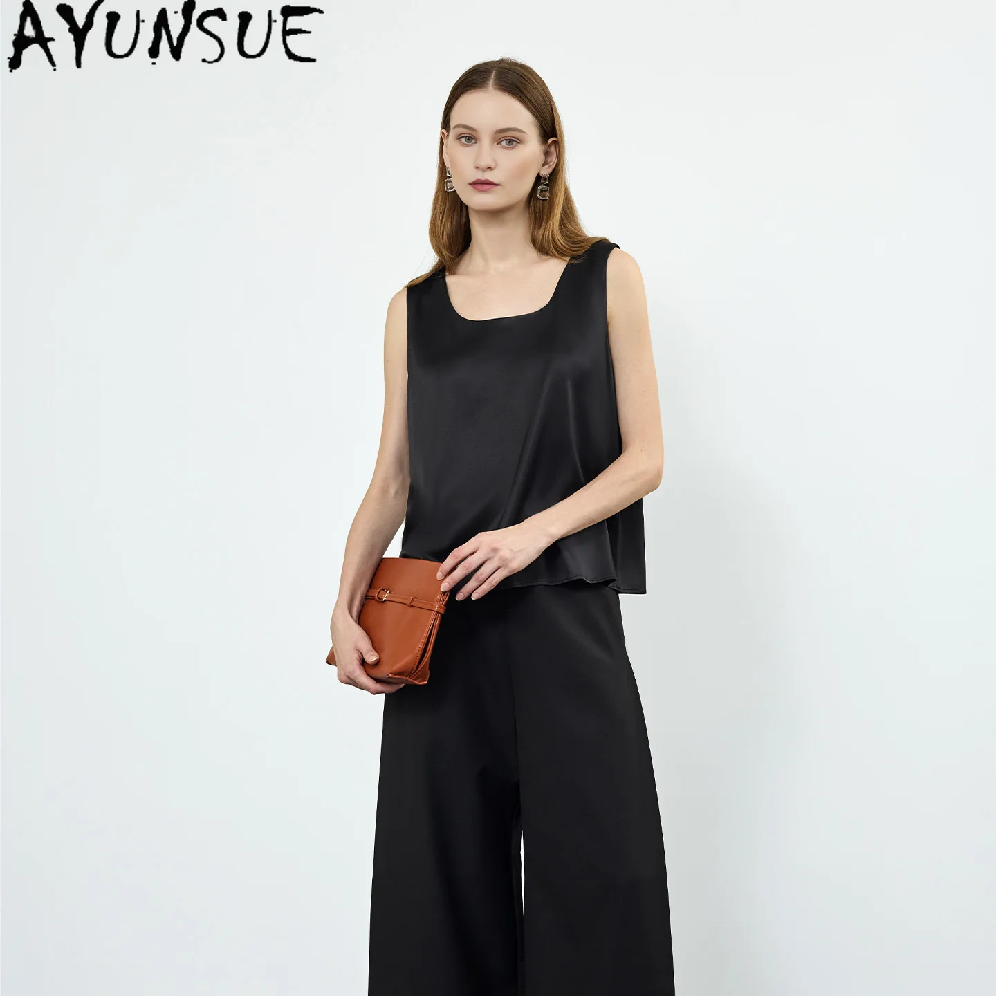 

AYUNSUE 90% Mulberry Silk Tank Top Women 19MM Silk Ladies's Tops 2026 New Arrive Summer Women Clothes Round Collar Ropa De Mujer