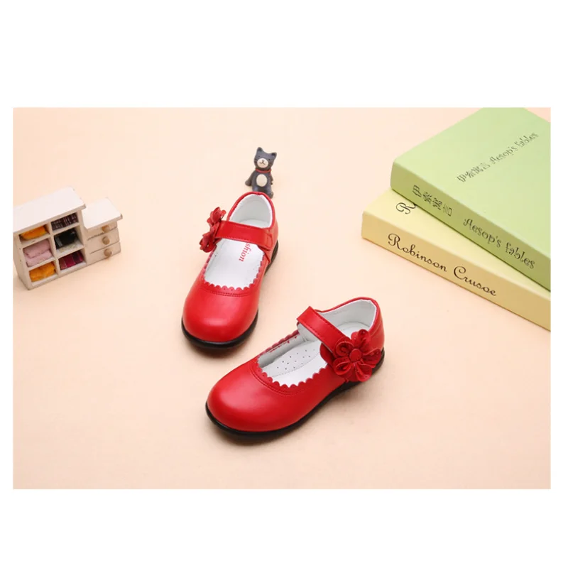 أحذية جلدية للفتيات للأطفال فستان الأميرة أحذية مدرسية للأطفال صنادل صيفية سوداء للطلاب على الموضة الكورية
