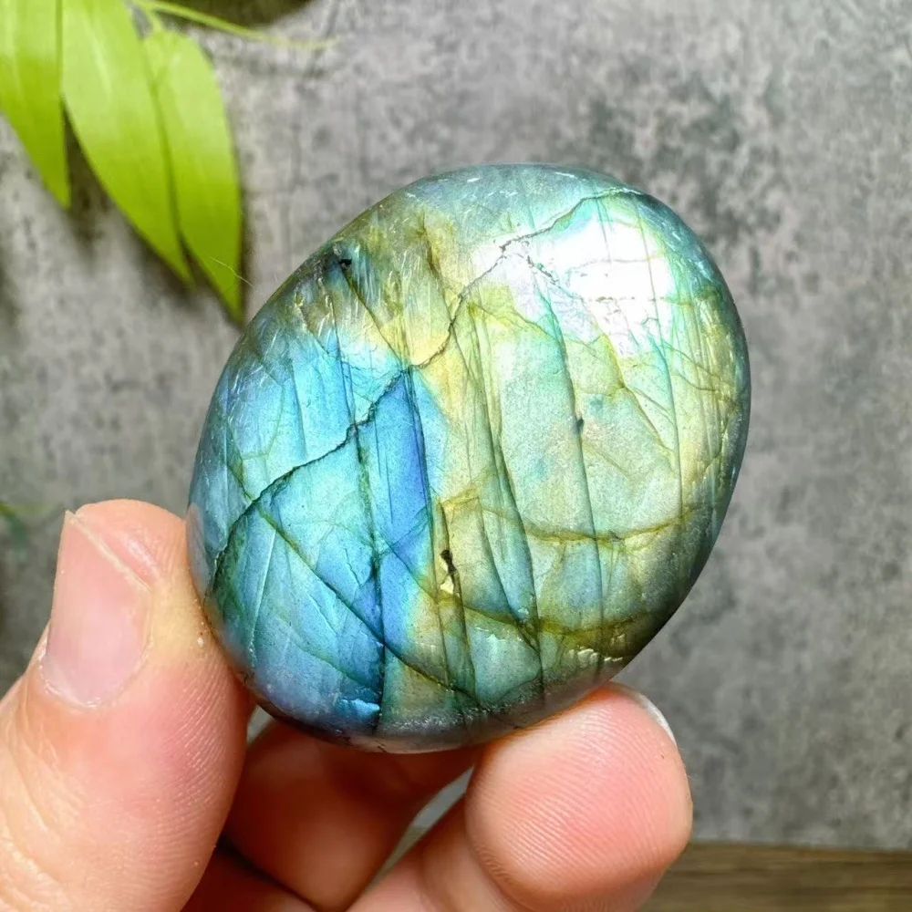 High Quality  Natural Labradorite Plaything Blue Moonstone Crystal Rough Stone Mineral Specimen for Home Decor And Ornament