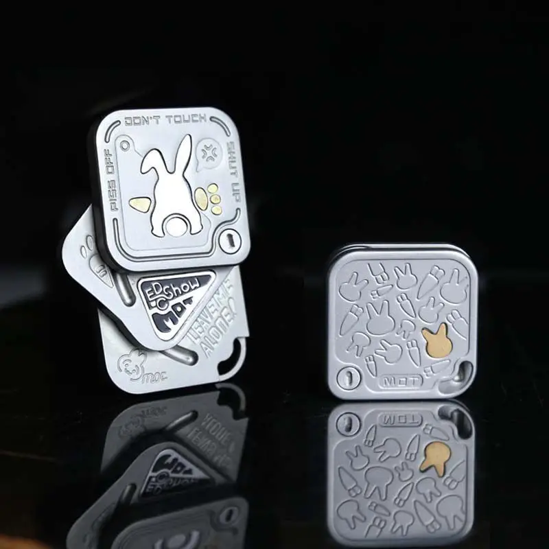 

Rabbit Stainless Steel Metal Snap Finger Push Card Grumpy Tuning Fork EDC Decompression Pa Pa Toy Decompression Gyro