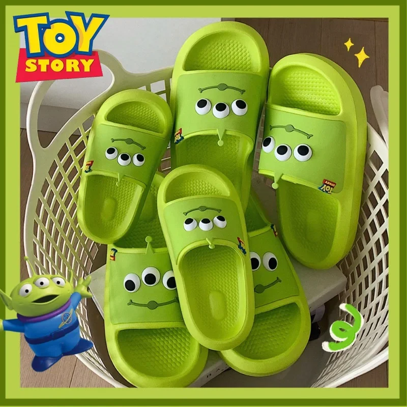 

Шлепанцы Disney Toy Story Alien, милые летние шлепанцы с мультяшным рисунком и мягкой подошвой, женские и мужские сандалии для ванной, нескользящая повседневная обувь