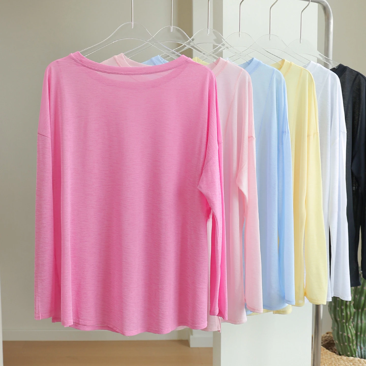 Summer Women's Loose Sport Yoga Shirts Breathable Thin Slimming Side Slits Comfortable Running Fitness Outdoor Leisure Sport Top