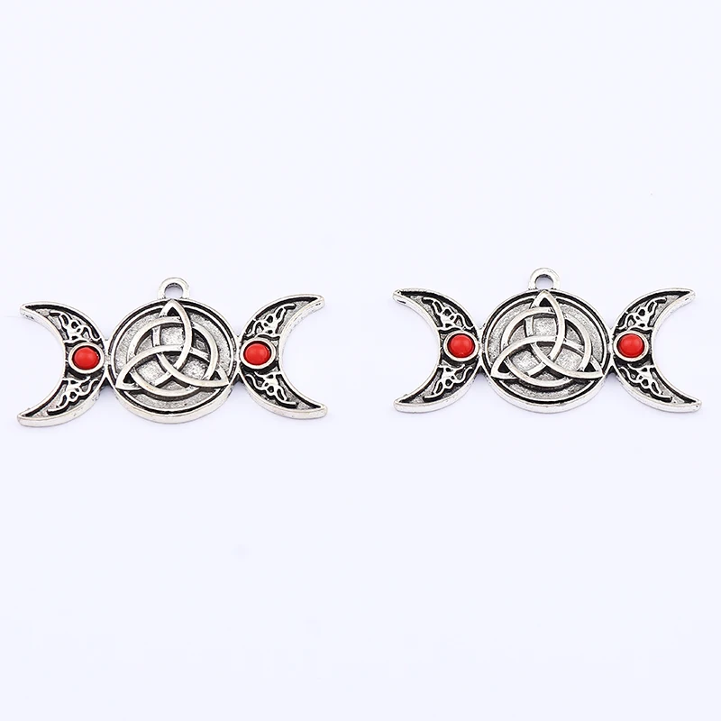 10 x Tibetan Silver Color Triple Viking Triquetra Knot Crescent Moon Charms Pendants for DIY Necklace Jewelry Making Accessories