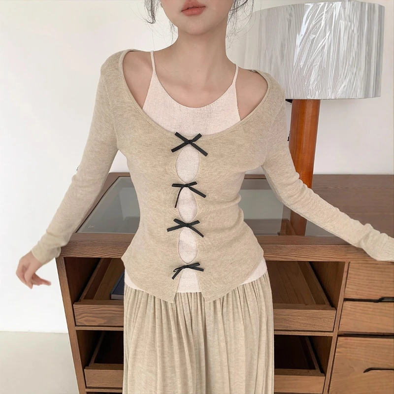 

Fake Two Long Sleeved Knitwear Women's Early Autumn Sweet Slim Fit Hollow Bow Sweater Top