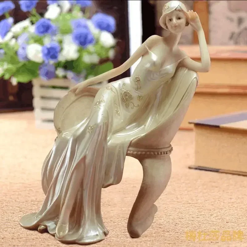 

European Resin Lying Down Woman Character Statues Decoration Ornaments Home Livingroom Table Figurines Crafts Office Furnishing