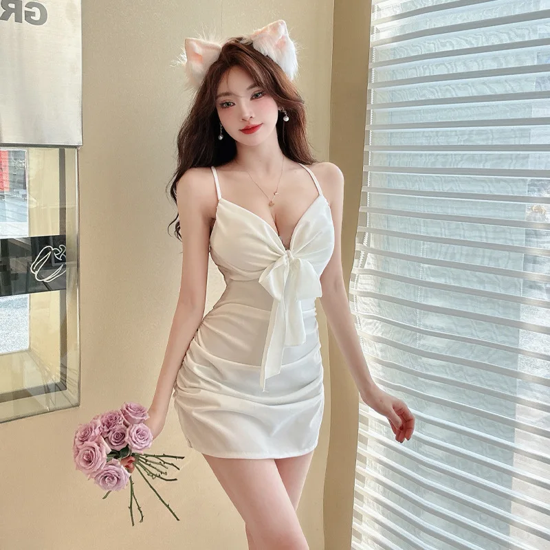 New Chinese Hanging Neck Cheongsam Dress Female Backless Sexy Hips Skirt Nightclub Gala Show Party Dress