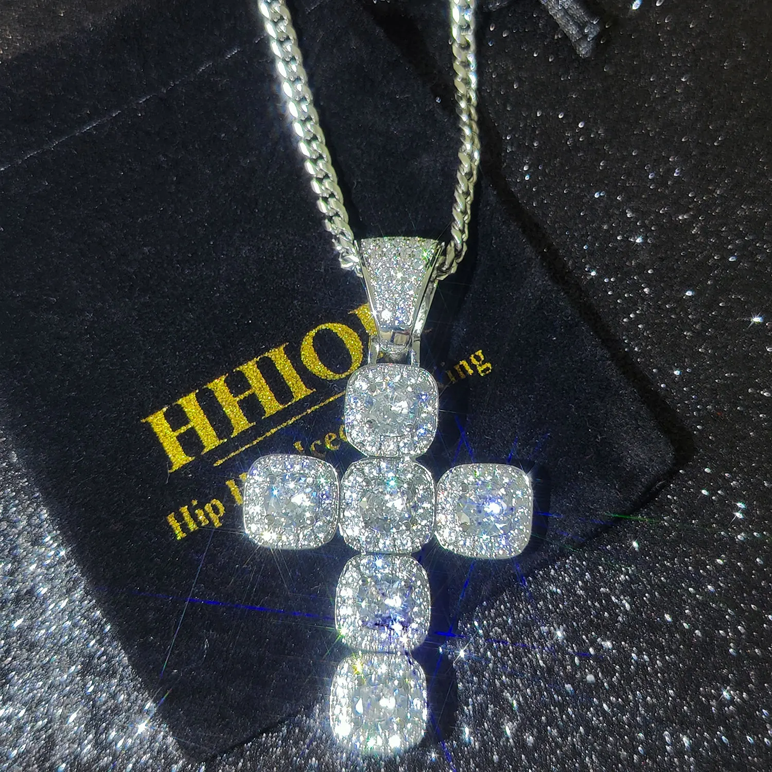 Iced Out Diamond Jesus Cross Necklace Cluster Tennis Chain Cross Pendant Religious Faith Hip-Hop Jewelry Gift for Men Women