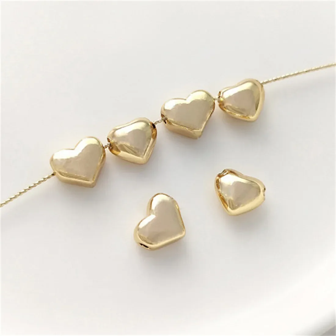 

14K Gold Through-hole Peach Heart Separated String Holes Heart-shaped Handmade DIY Bracelet Necklace Jewelry Handmade Materials