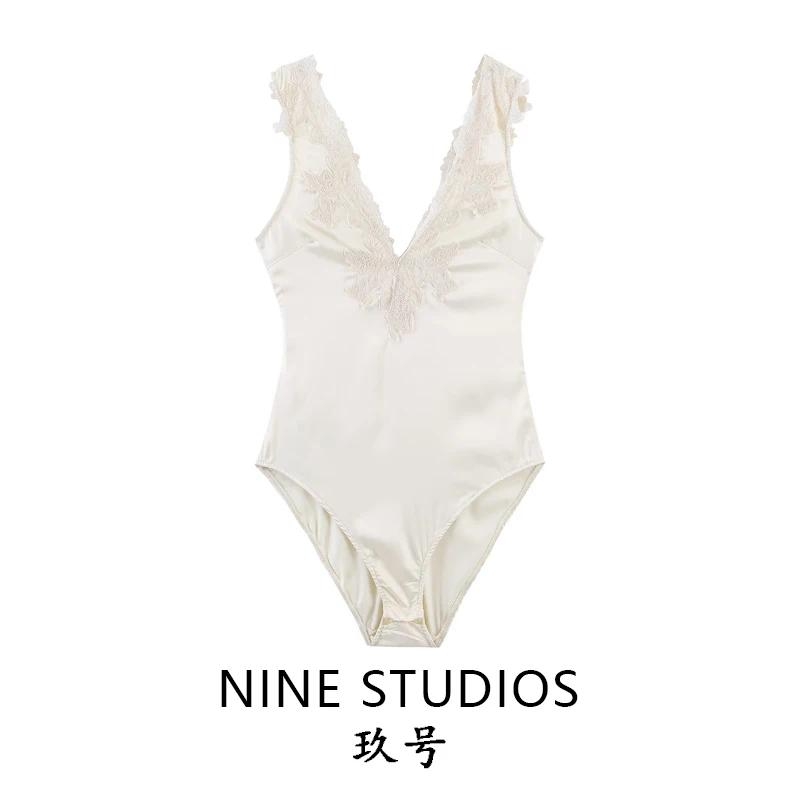 

NINE ZAR Women's Lace Patchwork Silk Satin Slim Fit Sexy V-neck One-piece 1500201 High Waist Straight Tube Short Pants Polyester