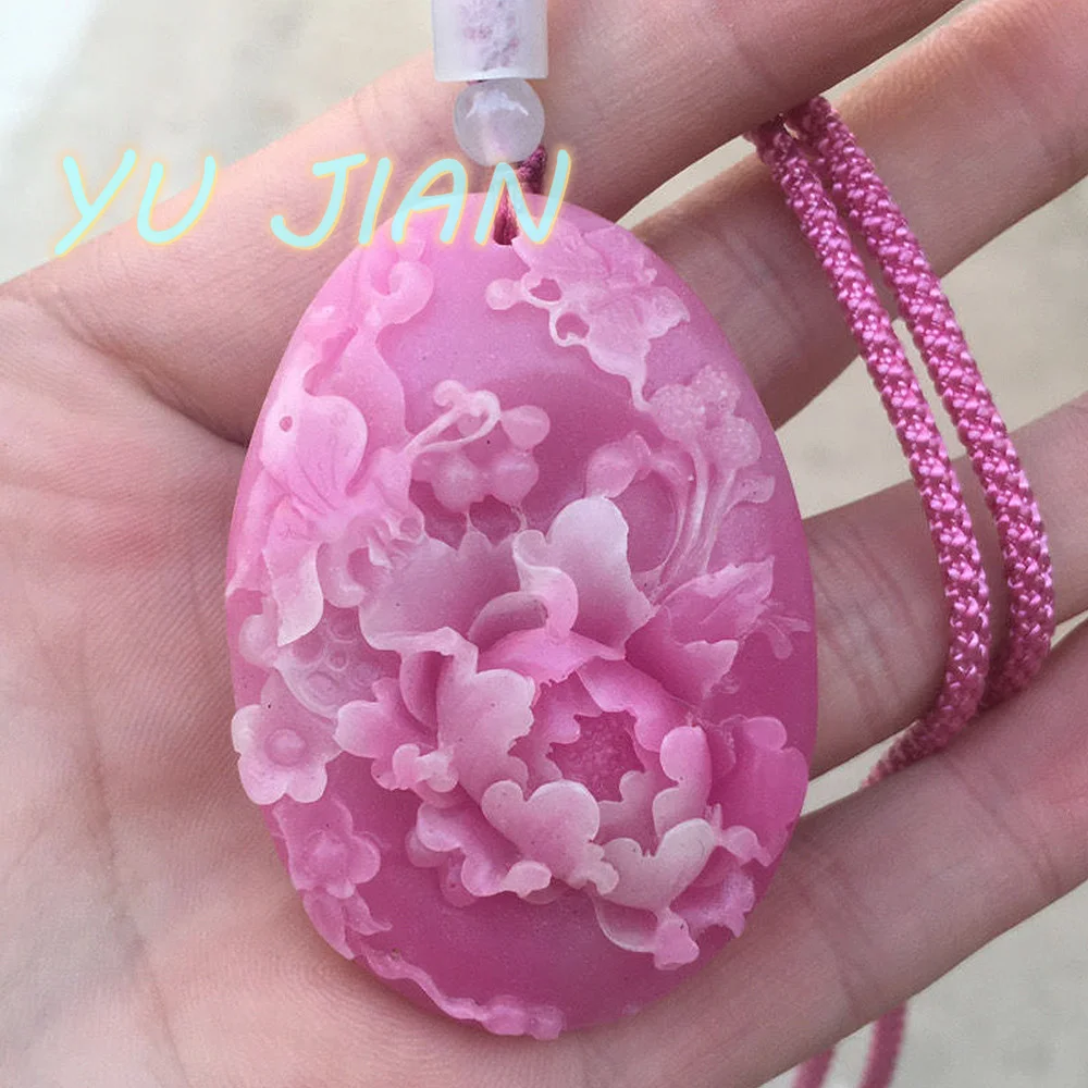 

China Charm Traditional Hand Carved New Natural Butterfly Peony National Flower Noble Pendant Jade Necklace Chain Rare Jewelry