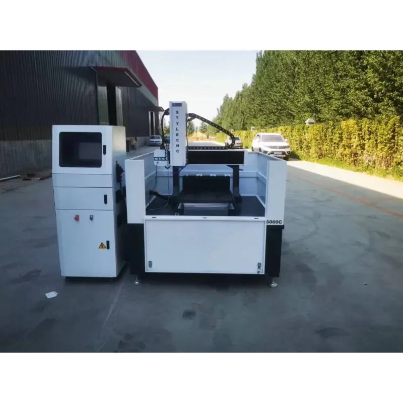 Hobby CNC Mill for Metal Milling, Engraving and Drilling