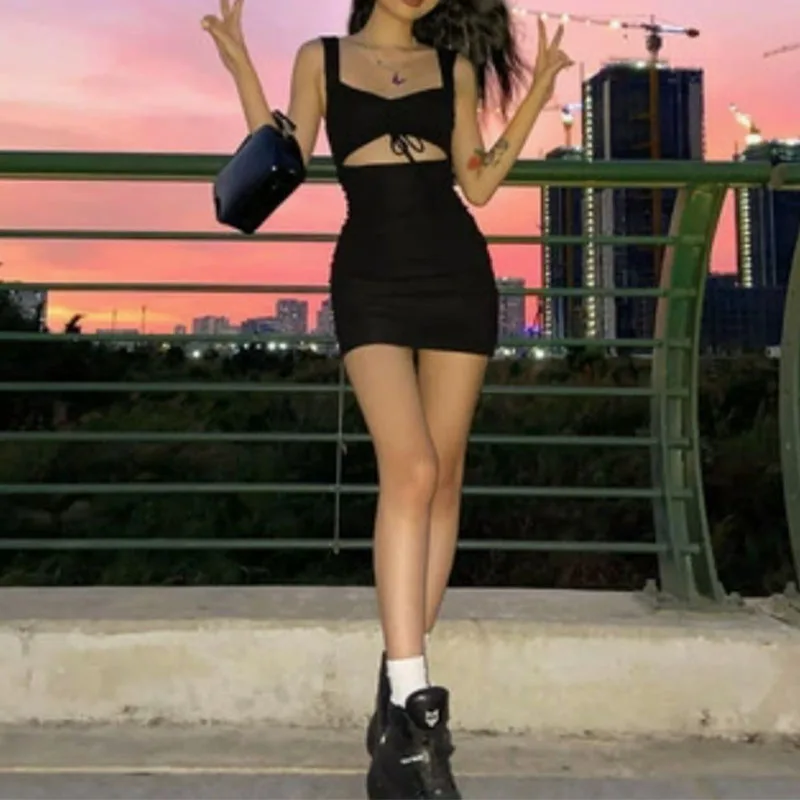 

Short Suspender Dress with Hollow-out Design, Drawstring Cinched Waist and Hip-hugging Fit, Super Fiery HotCharming
