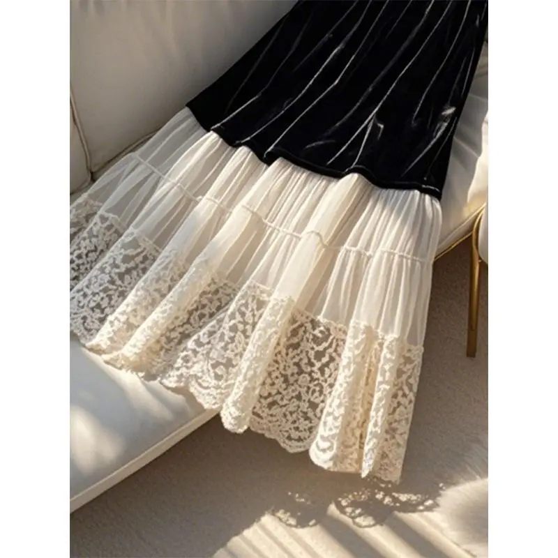 Patchwork Lace Velvet Skirts Black White Mid-length Full Skirt Sweet Elegant Women Elastic Waist Winter Autumn Clothes All-match