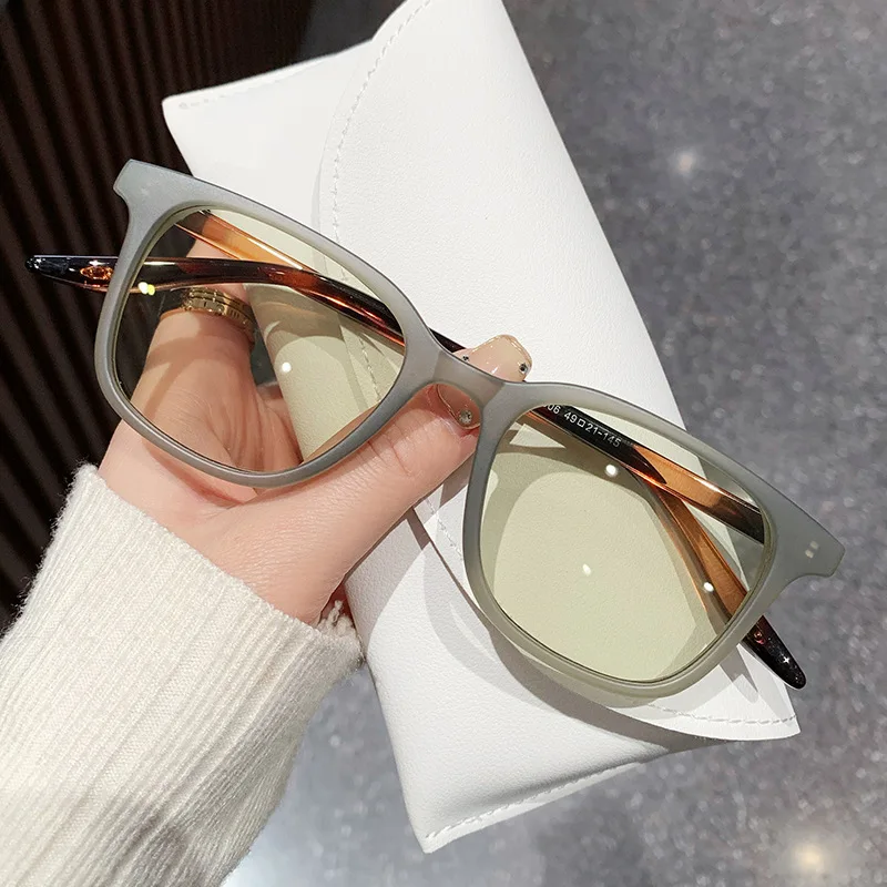 Summer UV400 Shades Sun Glasses Women Men Tawny Lens Fashion Retro Simple Square Sunglasses Vintage Luxury Brand Design Eyewear