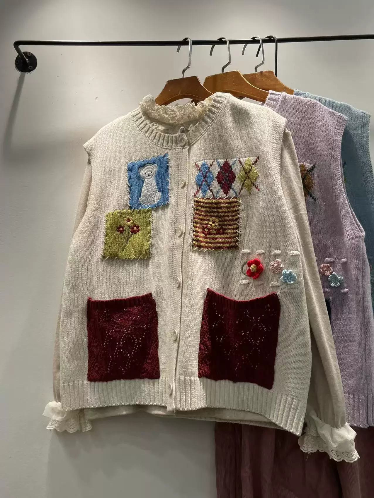 2026 Japanese sweet sleeveless cardigan for women spring kawaii beige blue purple patch cartoon sweater vest cute clothes