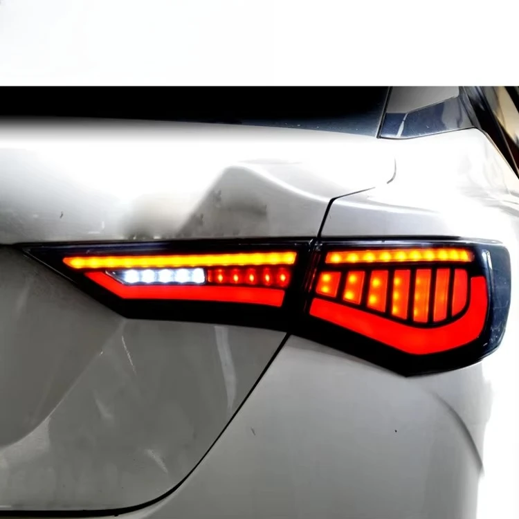 قطع غيار السيارات مصباح أضواء خلفية LED لسيارة سيلفي سنترا 2016 - 2019