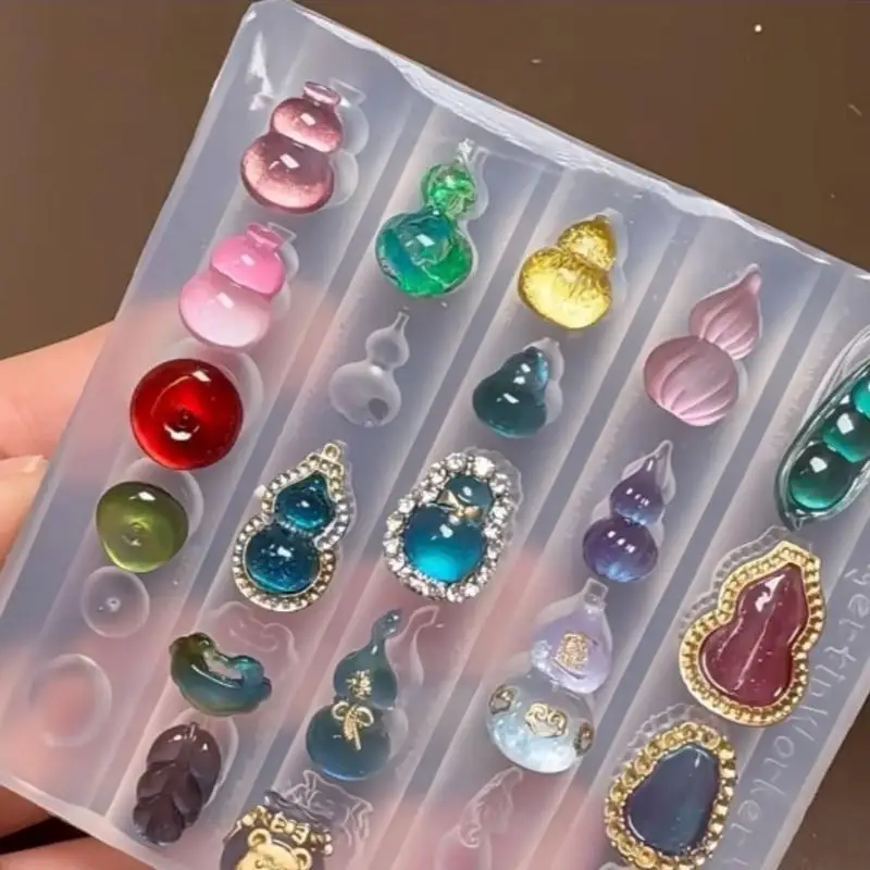 3D Silicone Nails Mold DIY Nail Art Decorations Calabash Design Manicure Transparent Templates For Nails Jewelry Crafts