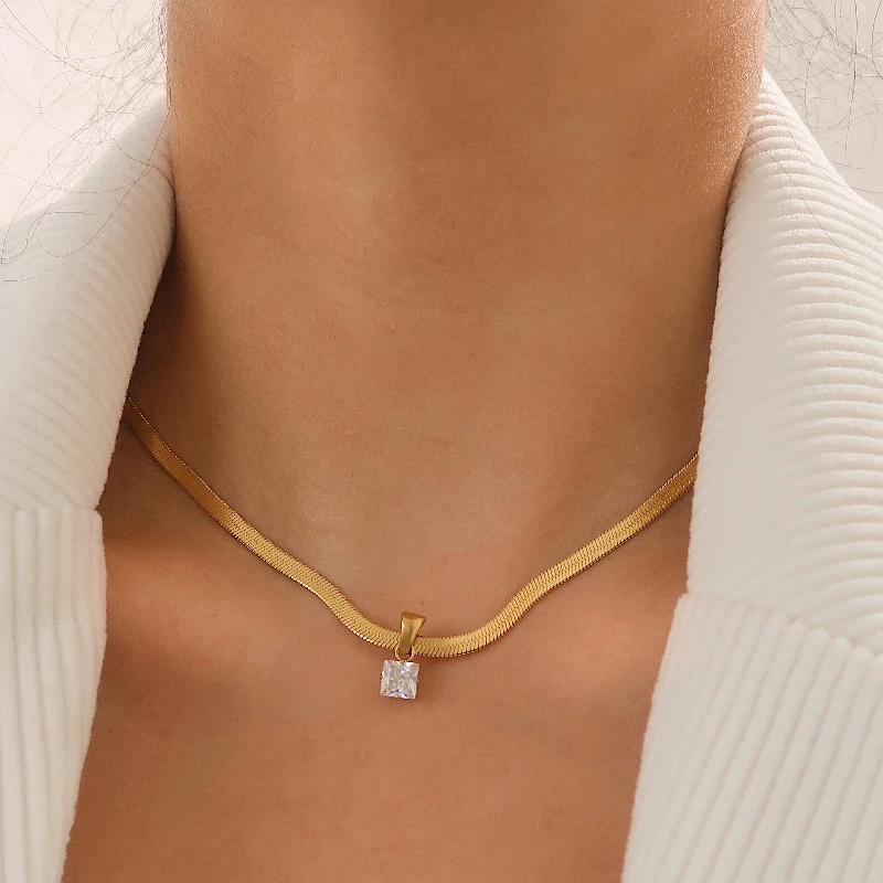 Small Chic Cubic Zirconia Daily Fashion Necklace Stainless Steel Exquisite Collar Basic Style Jewelry