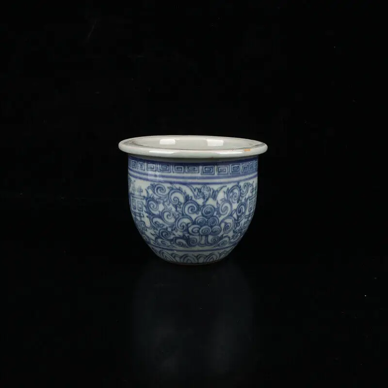 

4.1" Collect Chinese Blue-and-white Porcelain Character '' Small Pot