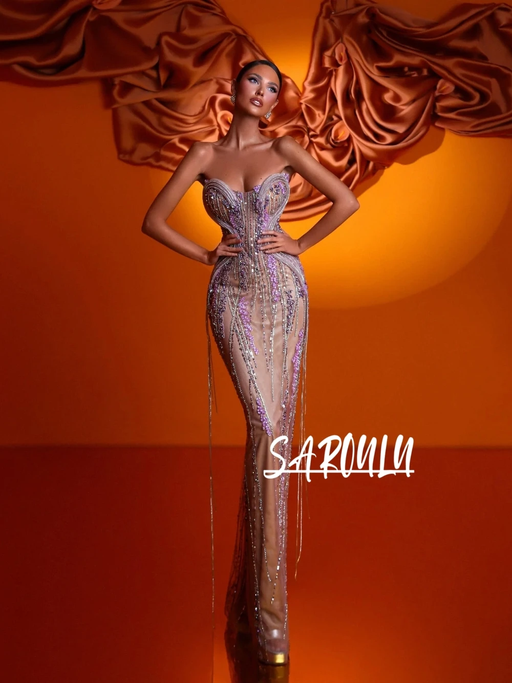 

Statement Bodycon Fit Beaded Evening Dress Richly Unique Sweetheart Neckline Tassel Shimmering Customized Cocktail Gown