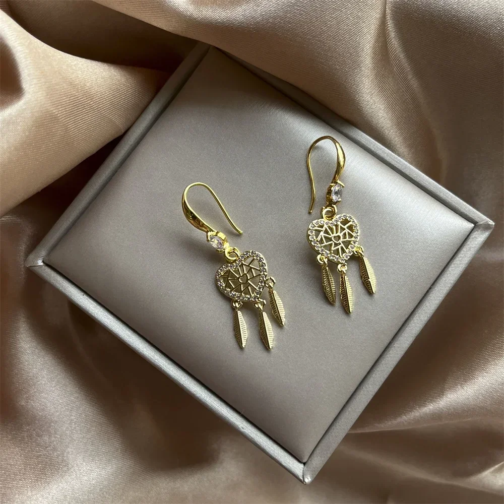 Vintage Bohemian Dream Catcher  Feather Earrings for Women Ethnic Long Heart Crystal Dangle Earrings Casual Vacation Jewelry