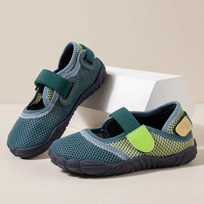 Picture 3: Kids Aqua Water Shoes 2026 Summer New Non-Slip Quick Dry Lightweight Soft Sole Outdoor Beach Sandals Boys Girls Students