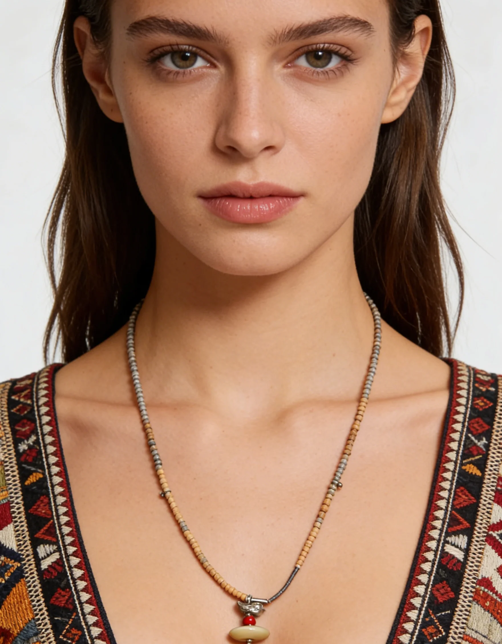 

Handcrafted Natural Stone Necklace Sweater Chain Unique Design Bird Pendant Bracelet Set Jewelry