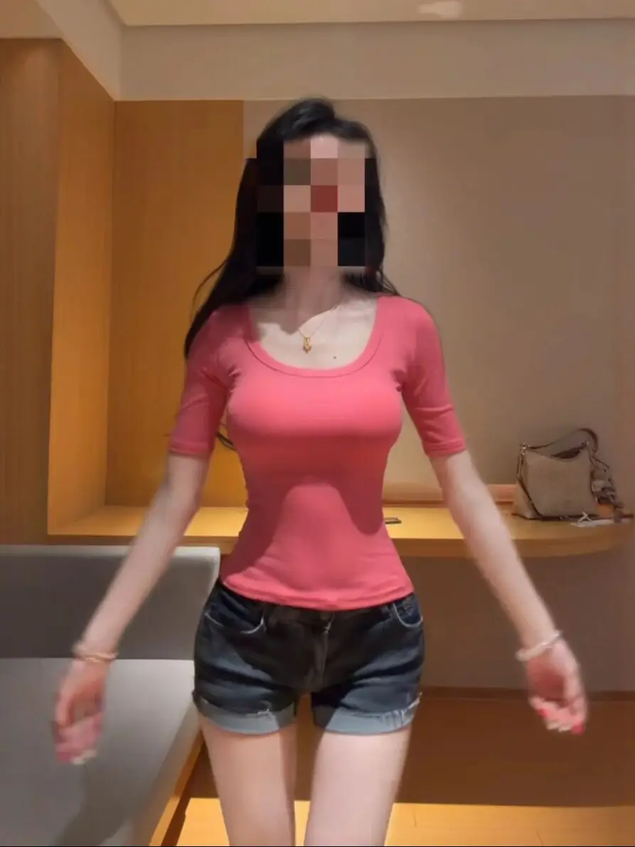 Korean Style Pure Desire Pink U-Neck Short Sleeve T-Shirt Women's Summer Slim Fit Sexy Top Shoulder Width Regular Length