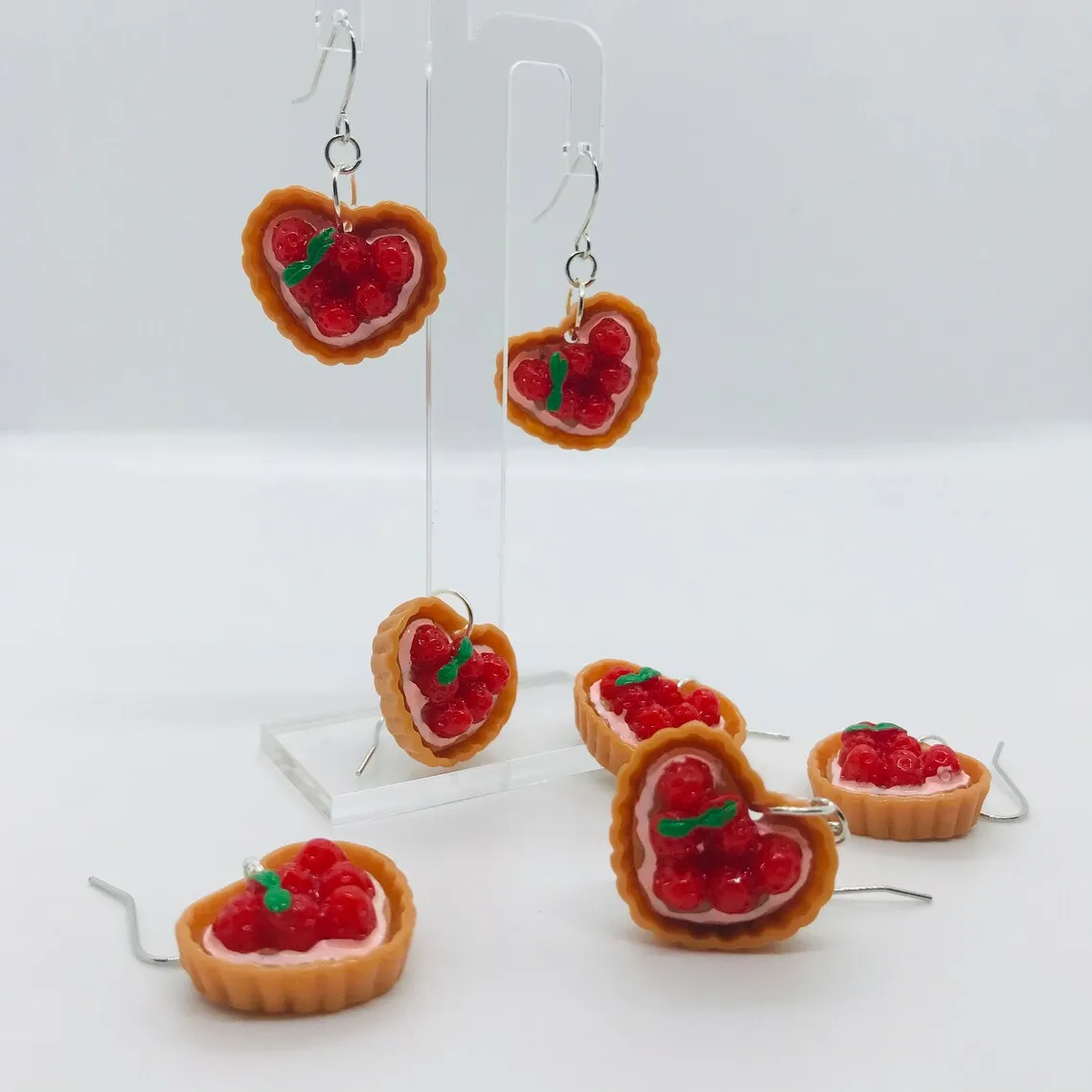 Strawberry Tart Earrings / Drop Earrings / Fruit Jewellery / Fruity Earrings / Strawberries / Gift Idea / Quirky