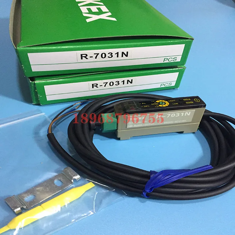 R-7031N Optical fiber amplifier sensor